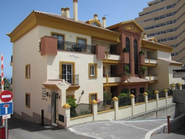 Benalmadena Beach Apartamento Con Vistas Al Mar Y Parking Privado Incluido Eksteriør bilde